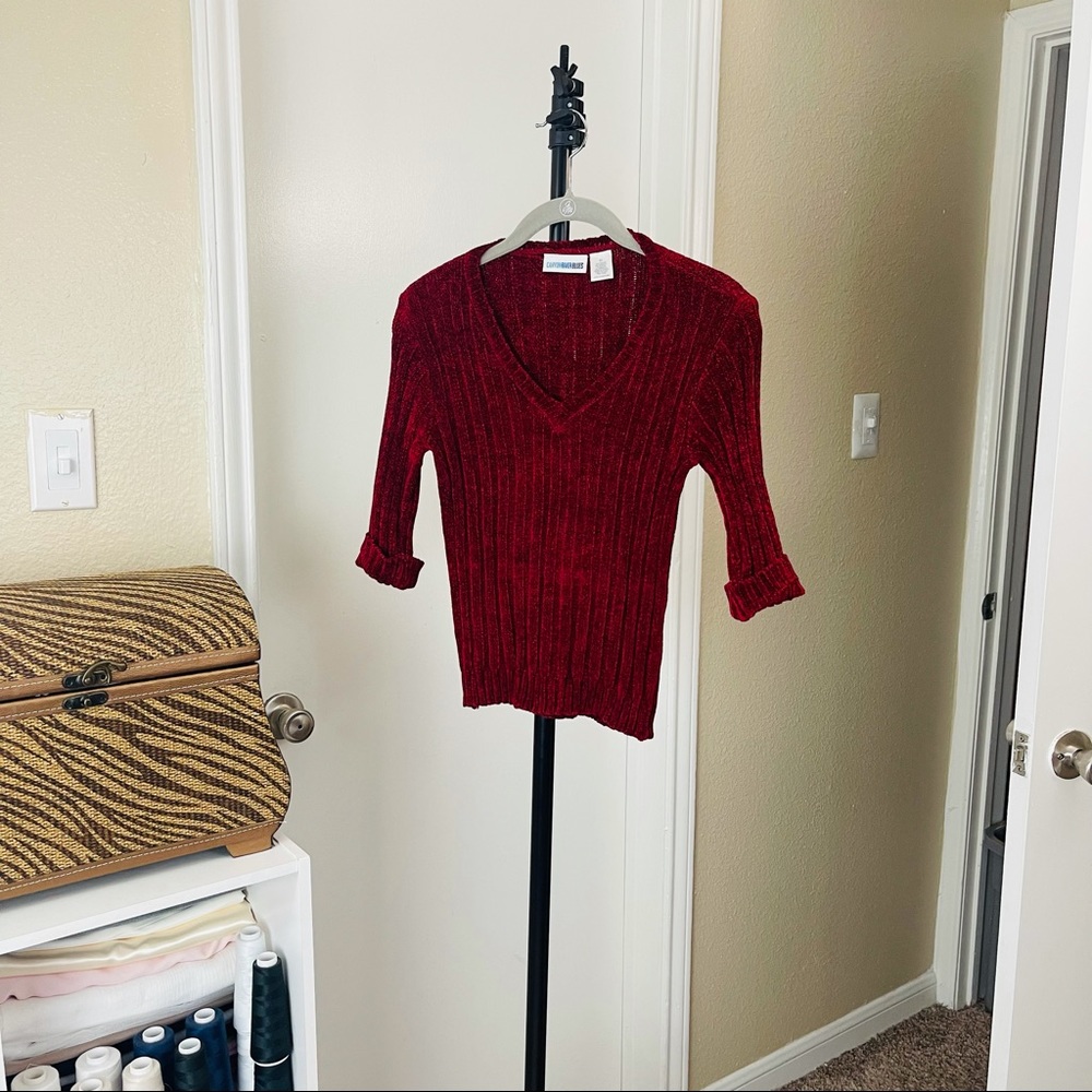 Canyon River Blue, red 3/4 sleeve knit sweater